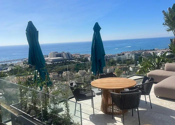 Bluehill Sitges