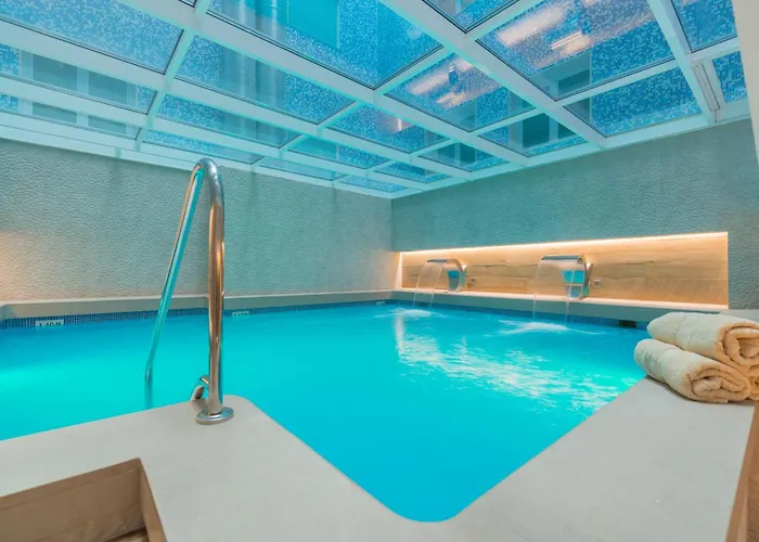 Salles Hotel Pere IV